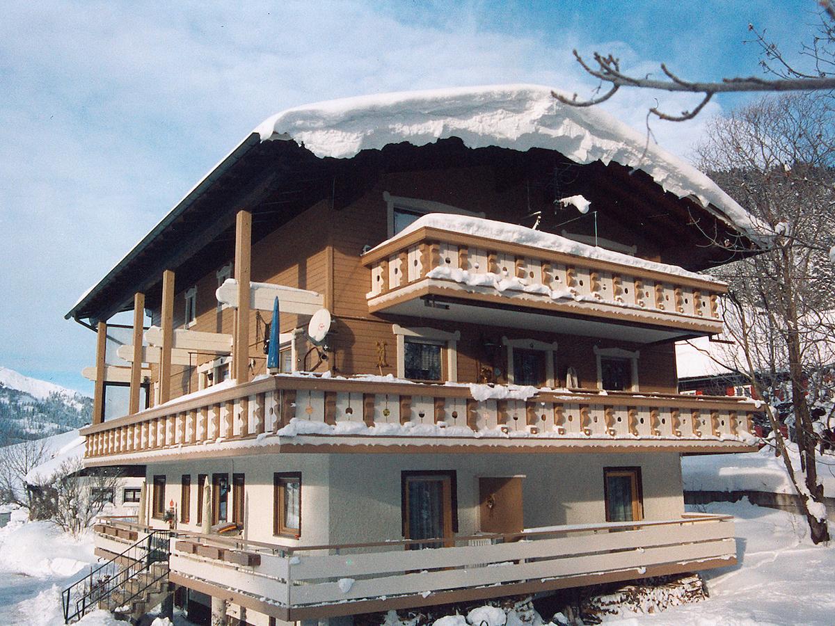 Camping Alpenwelt Hotel Tannheim Exterior photo
